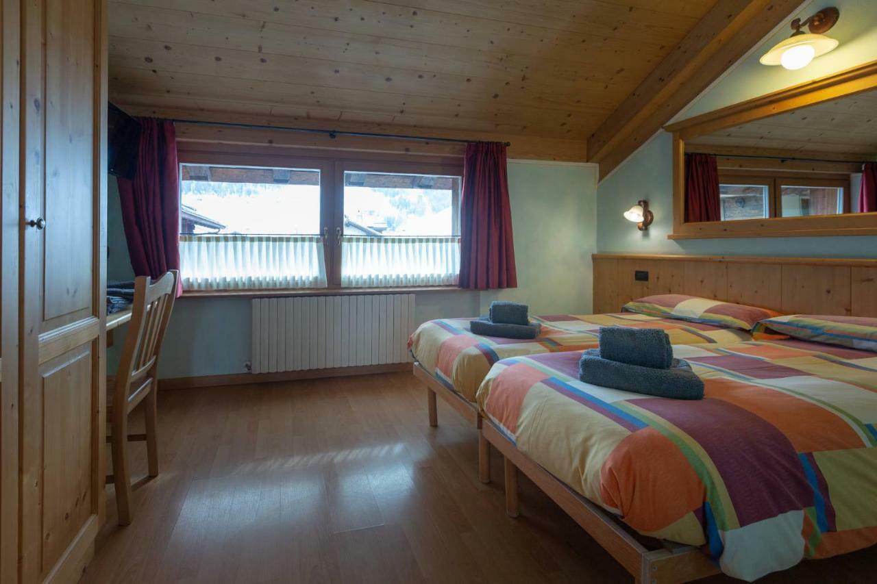 La Grolla Rooms & Apartments Livigno Kültér fotó